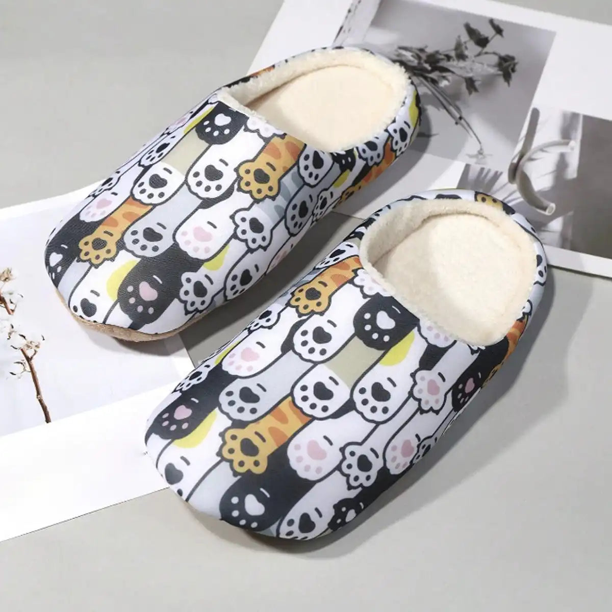 Pantufla con Estampado de Gatitos Kawaii