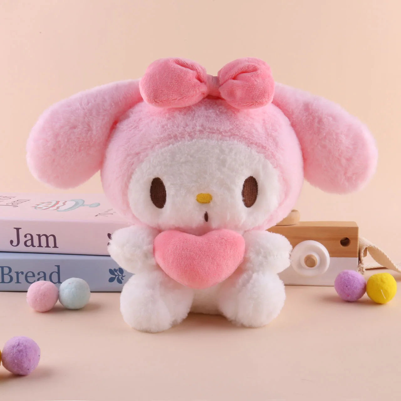 Peluche Sanrio de corazoncito 22cm