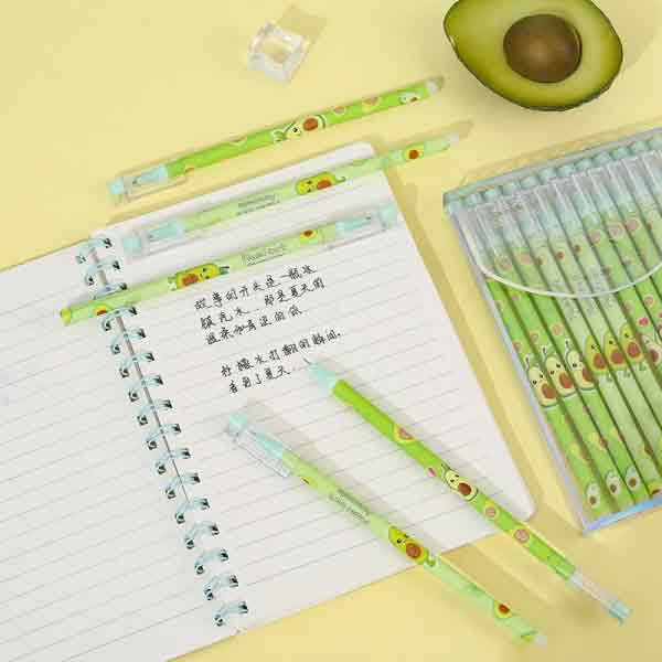 Set 3 lápiz con dibujos de palta al azar