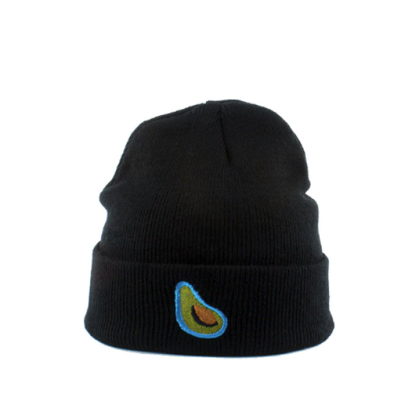 Gorro con bordado de palta